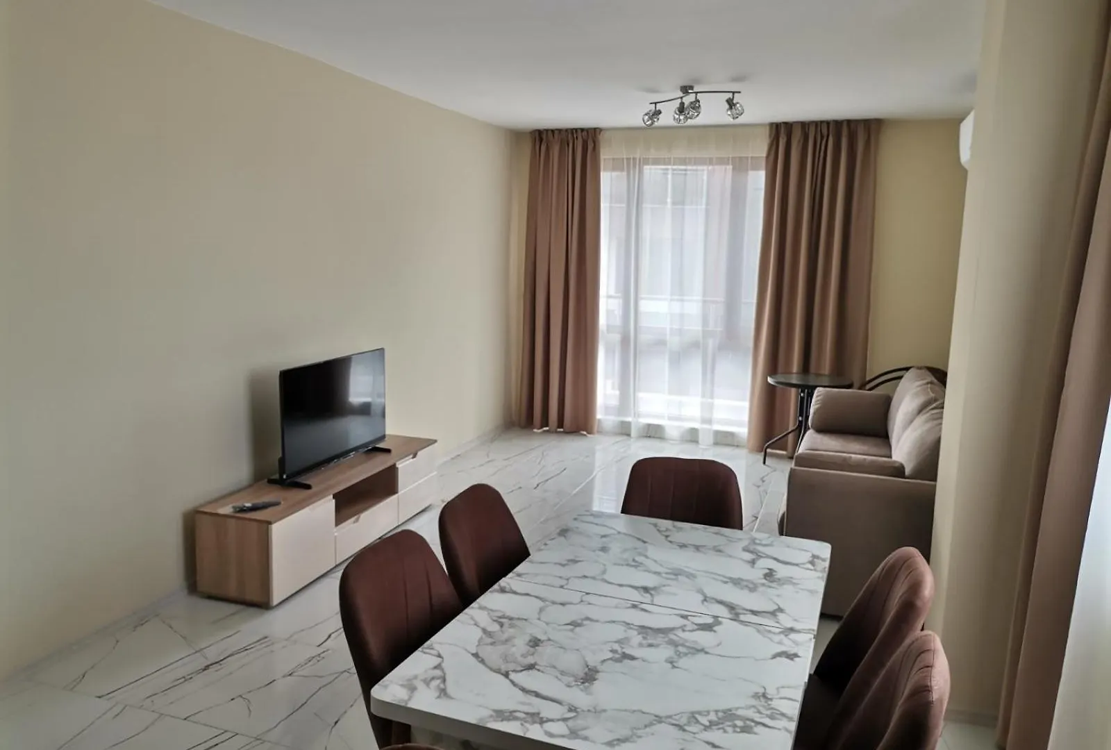 Zigrabay Lovely Appartments Primorsko Aparthotel